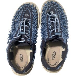 Keen Uneek Women's Bungee Stretch Sandals Size 9.5 Blue